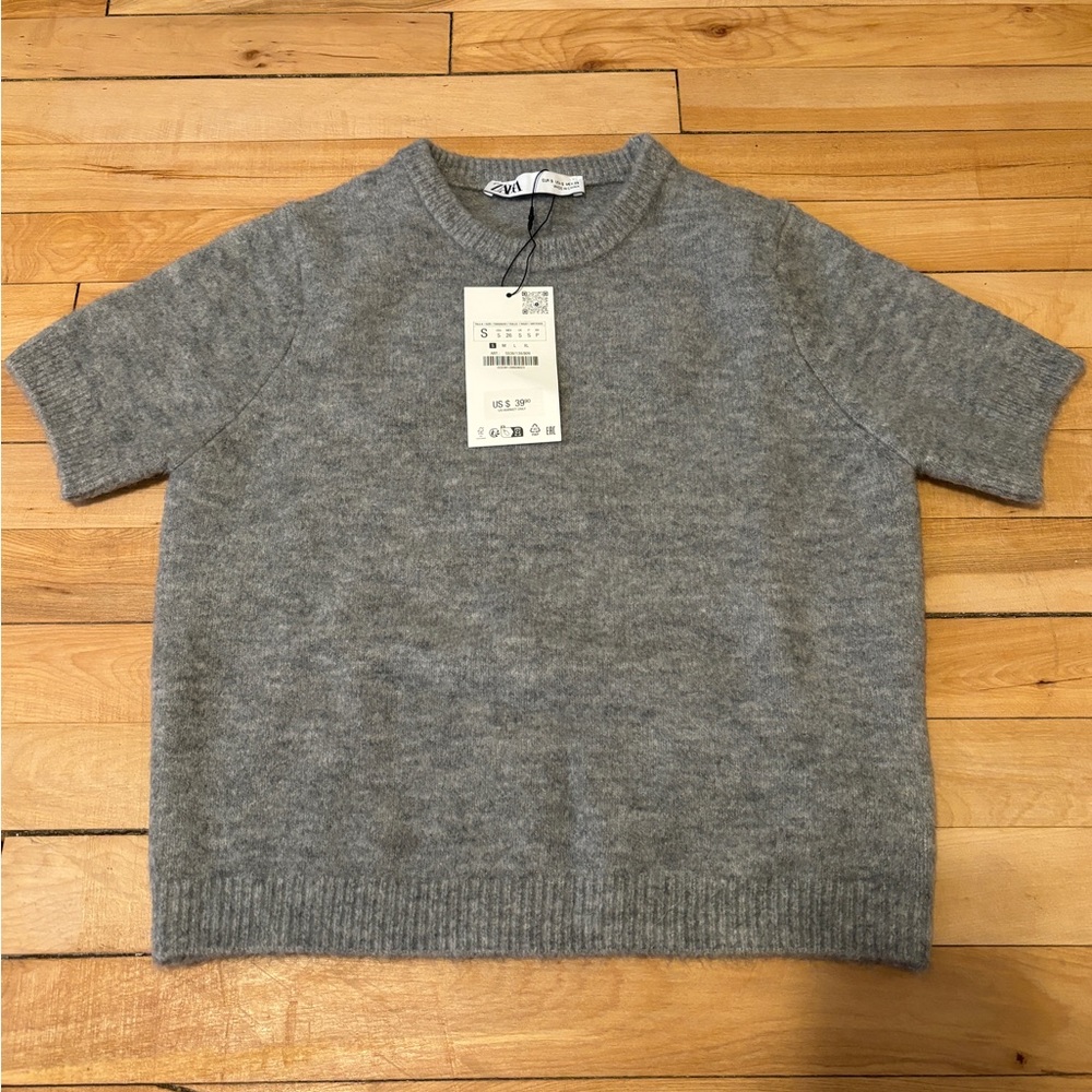 Zara short sleeve knit crop top